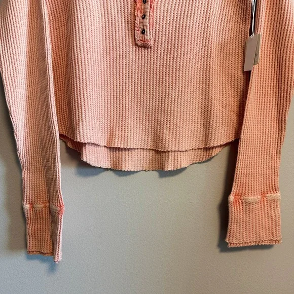 SOLD ❗️Free People Colt Waffle Knit Thermal Long Sleeve Raw Hem Top NWT Size M - Picture 7 of 12